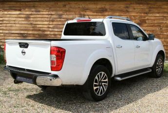 Nissan Navara 2.3 dCi Tekna Auto 4WD Euro 6 4dr