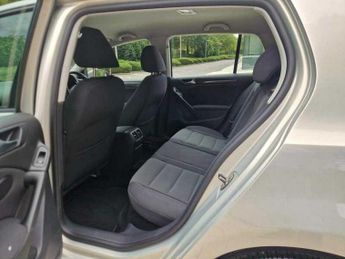 Volkswagen Golf 1.6 TDI Match Hatchback 5dr Diesel DSG Euro 5 (105 ps)