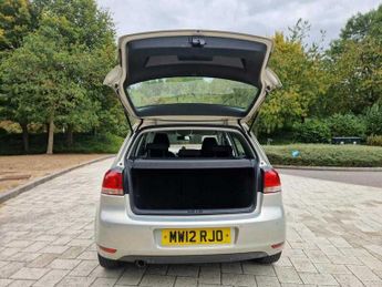 Volkswagen Golf 1.6 TDI Match Hatchback 5dr Diesel DSG Euro 5 (105 ps)
