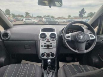 Vauxhall Corsa 1.4i 16v Club 5dr