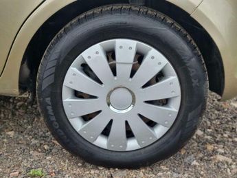 Vauxhall Corsa 1.4i 16v Club 5dr
