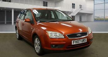 Ford Focus 1.6 Ghia 5dr