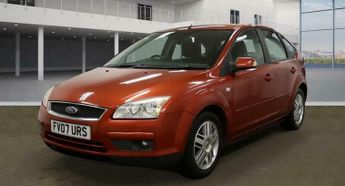 Ford Focus 1.6 Ghia 5dr