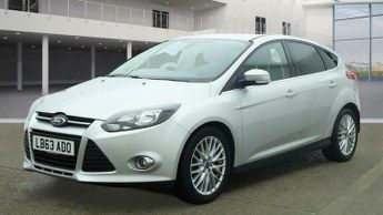 Ford Focus 1.6 Zetec Navigator Powershift Euro 5 5dr