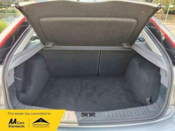 Ford Focus 1.6 Titanium Hatchback 5dr Petrol Automatic (184 g/km, 99 bhp)