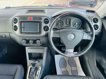 Volkswagen Tiguan 2.0 TDI SE Auto 4WD Euro 5 5dr