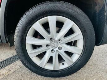 Volkswagen Tiguan 2.0 TDI SE Auto 4WD Euro 5 5dr