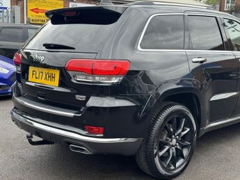 Jeep Grand Cherokee 3.0 V6 CRD Summit SUV 5dr Diesel Auto 4WD Euro 6 (247 bhp)