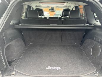 Jeep Grand Cherokee 3.0 V6 CRD Summit SUV 5dr Diesel Auto 4WD Euro 6 (247 bhp)