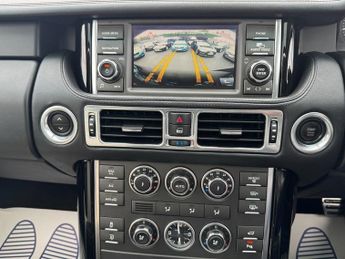 Land Rover Range Rover 5.0 V8 Autobiography SUV 5dr Petrol Auto 4WD Euro 5 (510 ps)