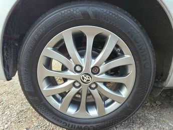 Toyota Yaris 1.33 Dual VVT-i Icon Multidrive S Euro 6 5dr