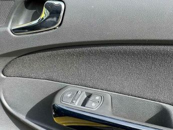 Vauxhall Corsa 1.2i 16v Club 3dr