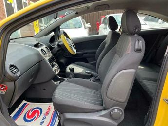 Vauxhall Corsa 1.2i 16v Club 3dr