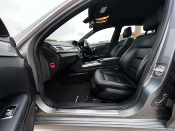 Mercedes-Benz E Class 2.1 E250 CDI AMG Sport G-Tronic+ Euro 5 (s/s) 4dr