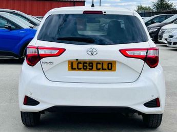 Toyota Yaris 1.0Dual VVT-i TR Multidrive S Euro 6 5dr