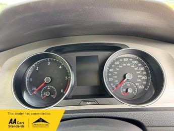 Volkswagen Golf MATCH TDI BLUEMOTION TECHNOLOGY DSG