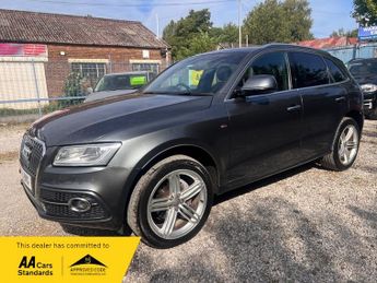 Audi Q5 2.0 TDI S line Plus SUV 5dr Diesel S Tronic quattro Euro 5 (s/s)