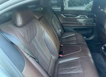 BMW 7 SERIES 740d M Sport Euro 6 Diesel Automatic
