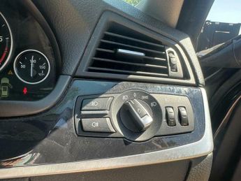 BMW 5 SERIES 2.0 520d SE Touring Steptronic Euro 5 (s/s) 5dr