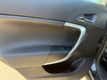 Vauxhall Insignia 2.0 CDTi Elite Nav Auto Euro 5 5dr