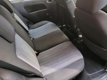 Ford Fusion FUSION +