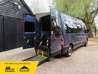 Renault Master MM33 BUSINESS 2.3DCi MWB MEDIUM ROOF AUTOMATICWHEELCHAIR ACCESS 