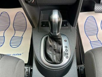 Volkswagen Touran 1.4 TSI SE DSG Euro 5 5dr