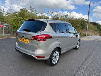 Ford B-Max TITANIUM