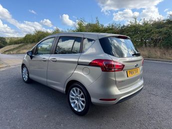 Ford B-Max TITANIUM
