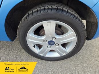 Ford Fiesta 1.4 Edge Hatchback 5dr Petrol Automatic (154 g/km, 94 bhp)