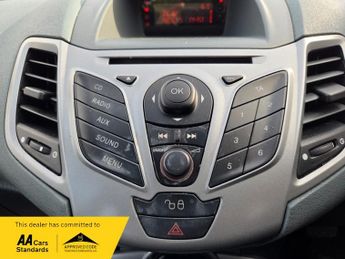 Ford Fiesta 1.4 Edge Hatchback 5dr Petrol Automatic (154 g/km, 94 bhp)