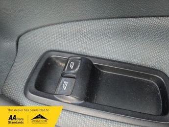 Ford Fiesta 1.4 Edge Hatchback 5dr Petrol Automatic (154 g/km, 94 bhp)