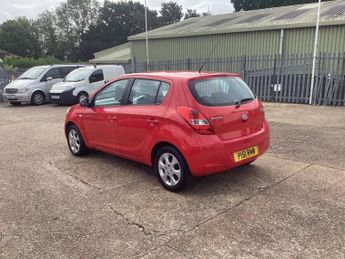 Hyundai I20 1.4 Comfort Hatchback 5dr Petrol Auto Euro 4 (99 bhp)