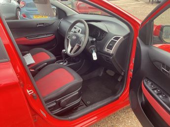 Hyundai I20 1.4 Comfort Hatchback 5dr Petrol Auto Euro 4 (99 bhp)