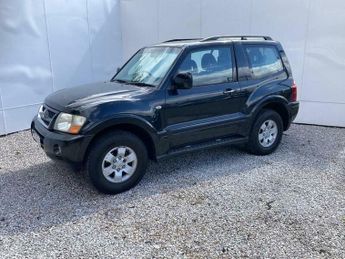 Mitsubishi Shogun 3.2 DI-D Equippe 3dr