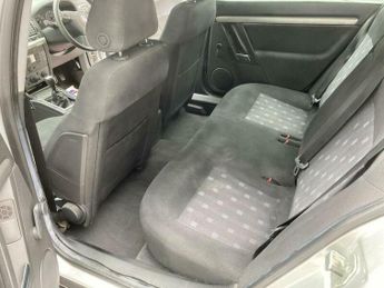 Vauxhall Vectra 1.8 VVT Life 5dr