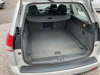 Vauxhall Vectra 1.8 VVT Life 5dr
