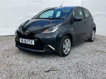 Toyota AYGO 1.0 VVT-i x-play Euro 6 5dr