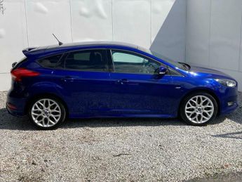 Ford Focus 1.0T EcoBoost ST-Line Auto Euro 6 (s/s) 5dr