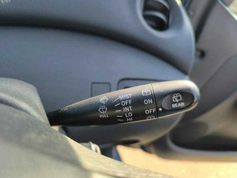 Toyota Yaris VVTI T SPIRIT
