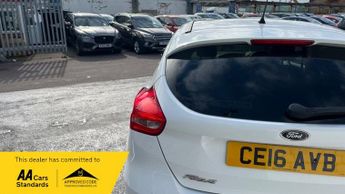 Ford Focus 1.5 TDCi Titanium Hatchback 5dr Diesel Powershift Euro 6 (s/s) (