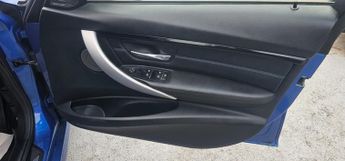 BMW 3 SERIES 2.0 330e 7.6kWh M Sport Saloon 4dr Petrol Plug-in Hybrid Auto Eu