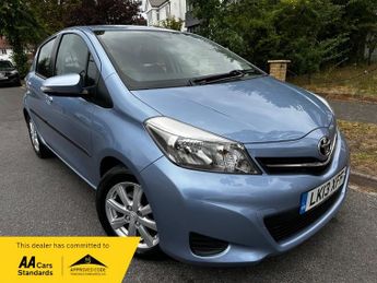 Toyota Yaris 1.33 VVT-I TR LOW MILES+FSH+£35 ROAD TAX