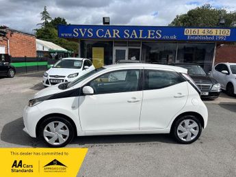 Toyota AYGO 1.0 VVT-i x-play Hatchback 5dr Petrol Manual Euro 5 Euro 5 (68 p