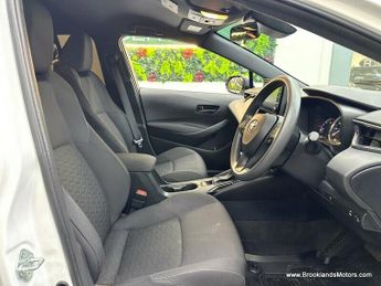 Toyota Corolla COMMERCIAL [HEATED SEATS & REVERSE CAMERA]