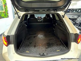 Toyota Corolla COMMERCIAL [HEATED SEATS & REVERSE CAMERA]