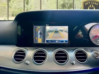 Mercedes E Class E 220 D PREMIUM