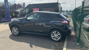 Nissan Juke 1.6 N-Connecta SUV 5dr Petrol XTRON Euro 6 (117 ps)