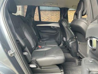 Volvo XC90 D5 MOMENTUM AWD