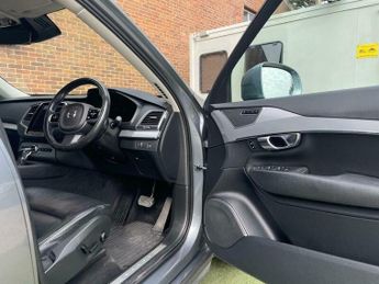 Volvo XC90 D5 MOMENTUM AWD